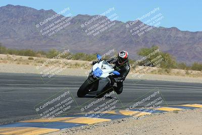 media/Mar-24-2025-Moto Forza (Mon) [[57ce5c5cff]]/3-Beginner Group/Session 3 (Turn 6 Inside)/